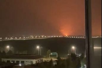 Rakete pogodile kurdski grad na sjeveru Iraka (VIDEO) Rakete pogodile kurdski grad na sjeveru Iraka (VIDEO)