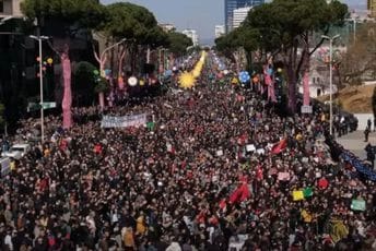 Albanija: Masovni protesti građana zbog povećanja cijene goriva