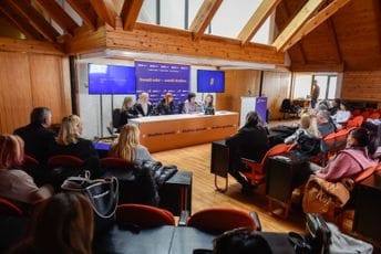 DPS: U Opštinskom odboru na Žabljaku 47 odsto članstva čine žene - kao podstrek za uspješniji rad Alijanse DPS: U Opštinskom odboru na Žabljaku 47 odsto članstva čine žene - kao podstrek za uspješniji rad Alijanse