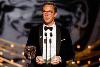 "Ovo je nešto što i nama visi nad glavom": Britanski glumac pridružio se pokretu "Domovi za Ukrajinu” "Ovo je nešto što i nama visi nad glavom": Britanski glumac pridružio se pokretu "Domovi za Ukrajinu”