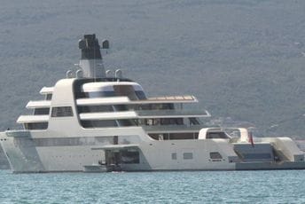 Abramovičeva jahta locirana blizu turske obale Abramovičeva jahta locirana blizu turske obale