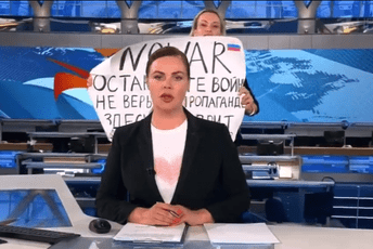 Objasnila zašto je upala u program Putinove TV: Moj otac je Ukrajinac, ne mogu sve da nas uhapse! Objasnila zašto je upala u program Putinove TV: Moj otac je Ukrajinac, ne mogu sve da nas uhapse!