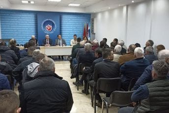 SNP: Zašto DF i Demokrate ne bi podržali zakone, DPS nam nije potreban za to SNP: Zašto DF i Demokrate ne bi podržali zakone, DPS nam nije potreban za to