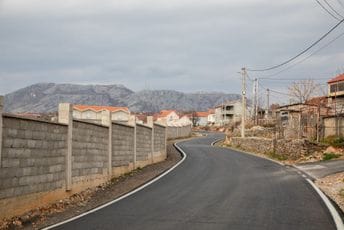 Tuča u Podgorici zbog parkinga, jedna osoba teško povrijeđena