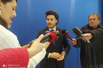 Abazović: U kriznim situacijama moramo zauzeti stranu razvijenih zemalja, a ne stranu Sirije i Venecuele Abazović: U kriznim situacijama moramo zauzeti stranu razvijenih zemalja, a ne stranu Sirije i Venecuele