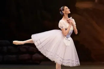 Ruska primabalerina nakon invazije odlučila da napusti Rusiju: Stidim se svoje zemlje Ruska primabalerina nakon invazije odlučila da napusti Rusiju: Stidim se svoje zemlje