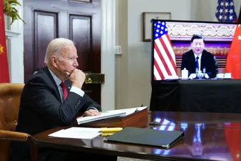 Bajden upozorio Đinpinga na posljedice ako Kina podrži Rusiju Bajden upozorio Đinpinga na posljedice ako Kina podrži Rusiju