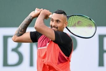 Kirjos kažnjen sa 7.500 dolara zbog pljuvanja i psovanja tokom meča Kirjos kažnjen sa 7.500 dolara zbog pljuvanja i psovanja tokom meča