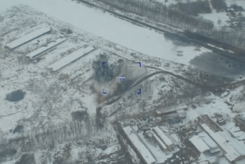 Rusi objavili snimak uništenja podzemnog bunkera supersoničnim projektilom Rusi objavili snimak uništenja podzemnog bunkera supersoničnim projektilom