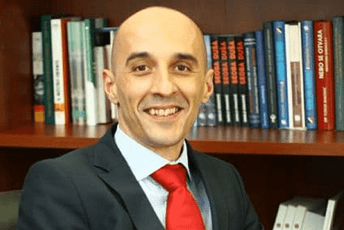 Kojičić: Kako je fasadna demokratija razorila crnogorsko društvo Kojičić: Kako je fasadna demokratija razorila crnogorsko društvo