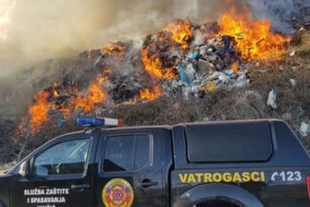 Tadić: Stanje na deponiji Mislov do nepromijenjeno, vatrogasci dežuraju da se požar ne proširi na Budoš Tadić: Stanje na deponiji Mislov do nepromijenjeno, vatrogasci dežuraju da se požar ne proširi na Budoš