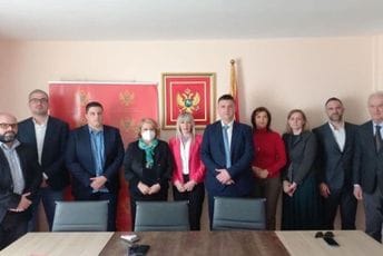 Novović položio zakletvu i zvanično postao glavni specijalni tužilac Novović položio zakletvu i zvanično postao glavni specijalni tužilac