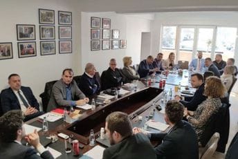 URA: Crna Gora bez nove vlade svakim danom gubi, formirati je što prije URA: Crna Gora bez nove vlade svakim danom gubi, formirati je što prije