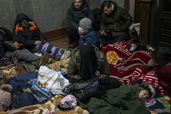 Europol upozorio na rizik da ukrajinske izbjeglice upadnu u mrežu trgovine ljudima Europol upozorio na rizik da ukrajinske izbjeglice upadnu u mrežu trgovine ljudima