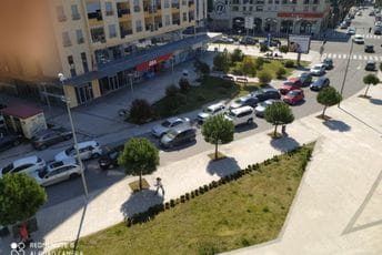 Saobraćajni kolaps kod stadiona pod Goricom Saobraćajni kolaps kod stadiona pod Goricom