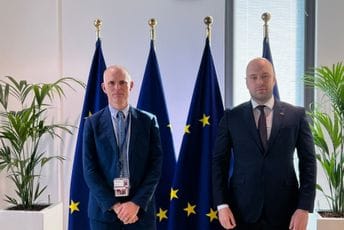 Pridruživanje spoljnopolitičkim odlukama samo pola puta, neophodna i njihova implementacija Pridruživanje spoljnopolitičkim odlukama samo pola puta, neophodna i njihova implementacija