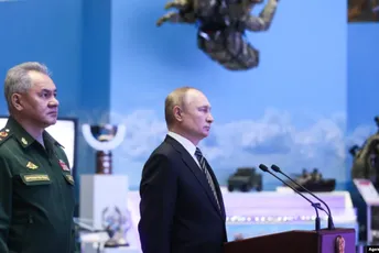 Putinov ministar odbrane ponovo u javnosti nakon višednevnog "nestanka" Putinov ministar odbrane ponovo u javnosti nakon višednevnog "nestanka"