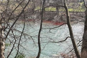 Plutajuće barijere za otpad na Limu neće riješiti problem sve češćih poplava Plutajuće barijere za otpad na Limu neće riješiti problem sve češćih poplava