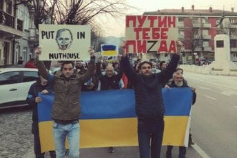 Cetinje i danas za Ukrajinu: Put Putin in Nuthouse Cetinje i danas za Ukrajinu: Put Putin in Nuthouse