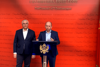 Knežević i Mandić: Državni udar montirana farsa, GST da procesuira Katnića, Čađenovića i Pažina Knežević i Mandić: Državni udar montirana farsa, GST da procesuira Katnića, Čađenovića i Pažina