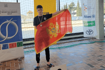 Crnogorski plivač Andrija Đurović srebrni u Splitu Crnogorski plivač Andrija Đurović srebrni u Splitu