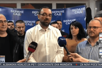 Premović: Berane poslalo poruku da je protiv manjinske vlade, SNP u posljednja 24 sata "kupio" dva naša mandata Premović: Berane poslalo poruku da je protiv manjinske vlade, SNP u posljednja 24 sata "kupio" dva naša mandata