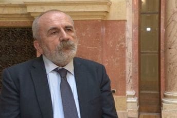 Srpski poslanik o zadržavanju Vukovića: Samo vi nas čikajte! Srpski poslanik o zadržavanju Vukovića: Samo vi nas čikajte!