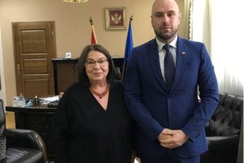 Radulović sa ambasadorkom Kosova: Crna Gora posvećena nepovredivosti utvrđenih granica Radulović sa ambasadorkom Kosova: Crna Gora posvećena nepovredivosti utvrđenih granica