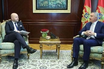 Đukanović sa Lundbergom: Što prije izabrati vladu kako bi ispunili obaveze sa UN Đukanović sa Lundbergom: Što prije izabrati vladu kako bi ispunili obaveze sa UN