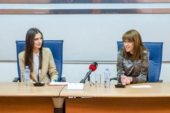 Književno veče Desanke Jauković u Podgorici: Poezija kao životno gorivo Književno veče Desanke Jauković u Podgorici: Poezija kao životno gorivo