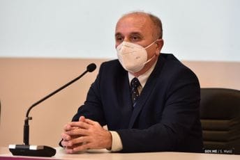Živković: Novi talas koronavirusa će prije ili kasnije doći u Crnu Goru Živković: Novi talas koronavirusa će prije ili kasnije doći u Crnu Goru