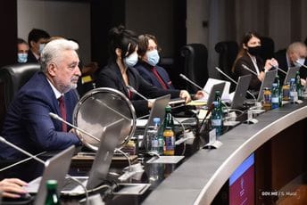 Dug Crne Gore 4,09 milijardi eura Dug Crne Gore 4,09 milijardi eura