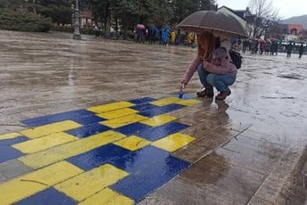 Cetinje ne mari za nevrijeme - konstantna podrška za Ukrajinu Cetinje ne mari za nevrijeme - konstantna podrška za Ukrajinu
