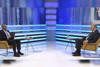 Leković prebačen u KCCG, njegovo je stanje stabilno Leković prebačen u KCCG, njegovo je stanje stabilno