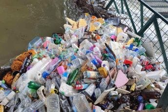 Rast vodostaja "izbacio" naš nemar prema Ribnici Rast vodostaja "izbacio" naš nemar prema Ribnici