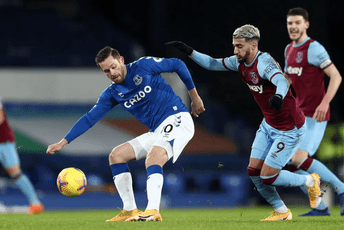 Vest Hem slavio, presudio odlični Boven Vest Hem slavio, presudio odlični Boven