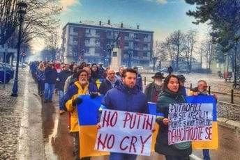 Na Cetinju novo okupljanje za Ukrajinu: Putinofili, denacifikujte se! Na Cetinju novo okupljanje za Ukrajinu: Putinofili, denacifikujte se!