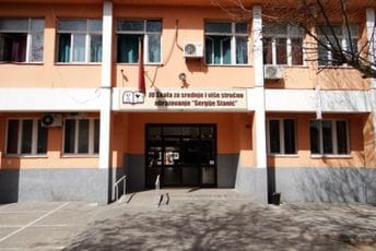 Pavlu Đurišiću klicali u objektu - obrazovne ustanove: Civilni sektor traži izvinjenje SSŠ "Sergije Stanić"