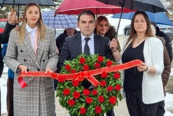 Prijestonica Cetinje obilježila Dan studenata Prijestonica Cetinje obilježila Dan studenata