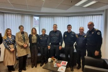 Uprava policije: Uspješno sprovedena obuka vodiča službenih pasa Uprava policije: Uspješno sprovedena obuka vodiča službenih pasa