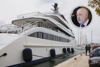 Snimak upada FBI na luksuznu jahtu: Ovako je zaplijenjen brod ruskog oligarha Snimak upada FBI na luksuznu jahtu: Ovako je zaplijenjen brod ruskog oligarha