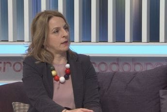 Lekić: Mali broj onkoloških pacijenata šaljemo u inostranstvo Lekić: Mali broj onkoloških pacijenata šaljemo u inostranstvo