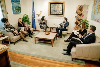 Abazović: Pružiti efikasnu podršku ženama i djeci Abazović: Pružiti efikasnu podršku ženama i djeci