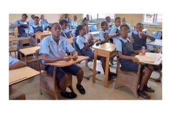 Afrika, Liberija i siromaštvo: Vratio novac vlasniku i to mu je iz korijena promijenilo život Afrika, Liberija i siromaštvo: Vratio novac vlasniku i to mu je iz korijena promijenilo život