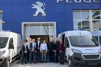 Njemačka donirala crnogorskoj graničnoj policiji šest vozila Njemačka donirala crnogorskoj graničnoj policiji šest vozila