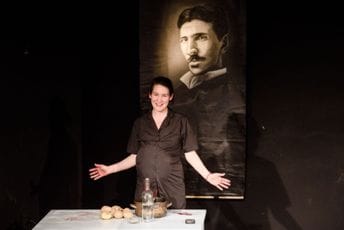 RUTA festival: ,,Zemlja Vukova’’ ili što znači biti žena u maloj zajednici RUTA festival: ,,Zemlja Vukova’’ ili što znači biti žena u maloj zajednici