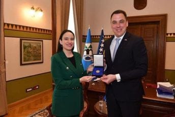 Gradonačelnica Sarajeva najavila bratimljenje sa Podgoricom Gradonačelnica Sarajeva najavila bratimljenje sa Podgoricom