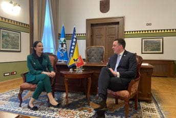 Vuković prisustovao svečanosti povodom obilježavanja Dana Sarajeva Vuković prisustovao svečanosti povodom obilježavanja Dana Sarajeva