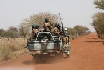 Burkina Faso: U napadu koji se dovodi u vezu sa Al-Kaidom ubijeno 16 osoba Burkina Faso: U napadu koji se dovodi u vezu sa Al-Kaidom ubijeno 16 osoba