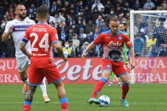 Napolitanci su sad predaleko od titule, gol Marušića u Đenovi Napolitanci su sad predaleko od titule, gol Marušića u Đenovi